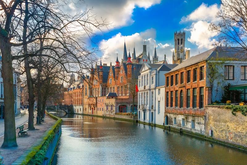 旅游相关知识点总结:轻松规划完美旅程,避开新手常见陷阱 第1张 旅游相关知识点总结:轻松规划完美旅程,避开新手常见陷阱 第1张