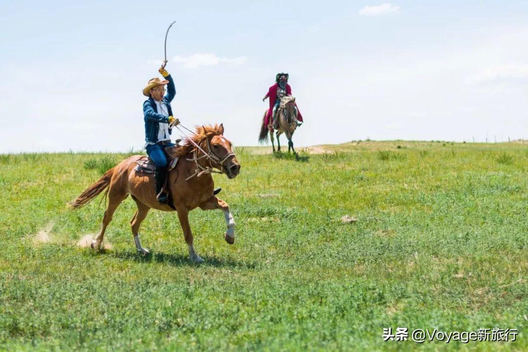 旅游增长见识的谚语：用古老智慧开启你的眼界，让每一次旅行都成为心灵的成长