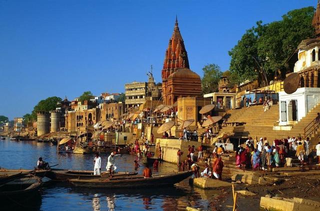 旅游常用英语300句：轻松掌握场景对话，告别出国沟通尴尬